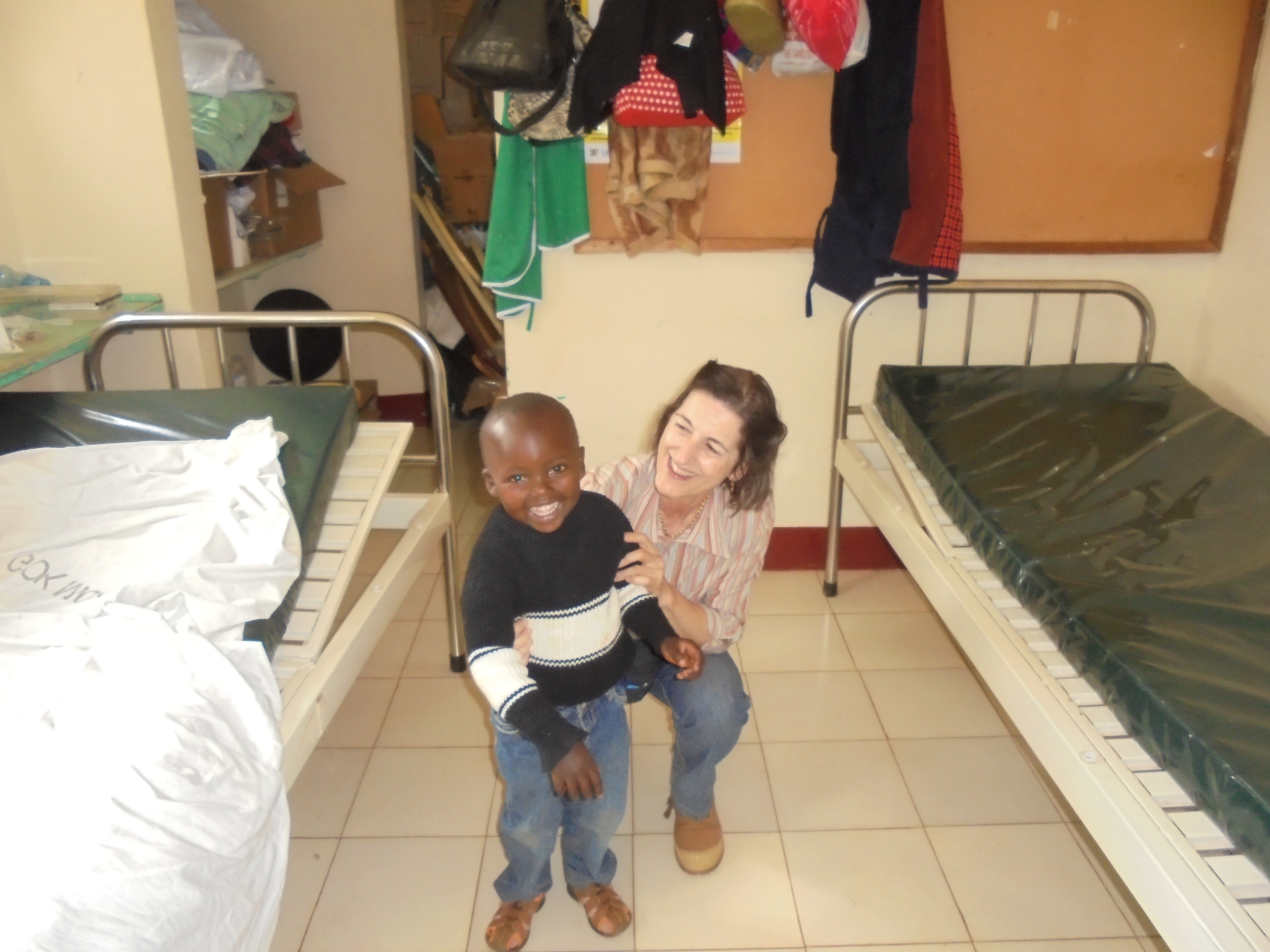 Kenia-cirujanos-accion3